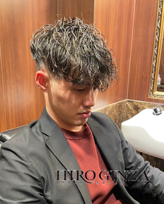 波巻パーマ×スキンフェード