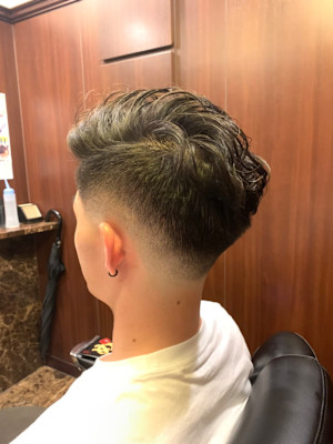 スキンフェード×パーマ