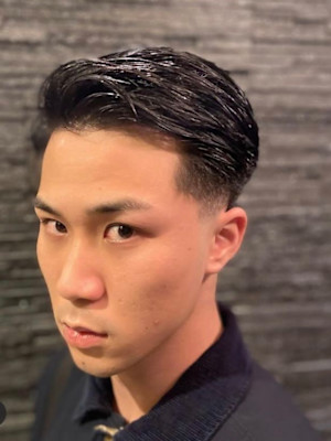 アイパー×スキンフェード