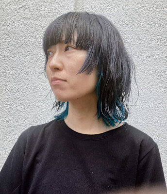 グレー　インブルー