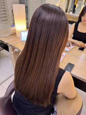 ツヤツヤ赤みなしカラー 