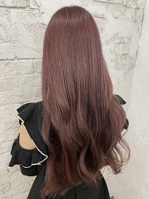 ピンクミルクティーベージュイルミナ【池袋・池袋東口・池袋駅】