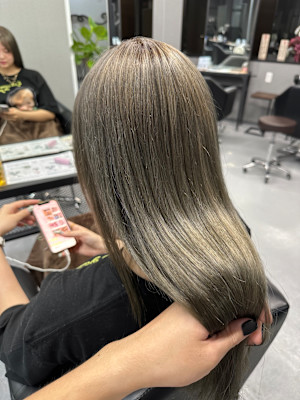 グレージュ　水素　エアリーロング