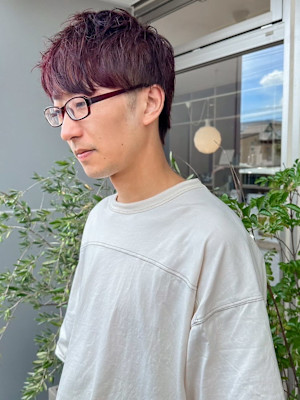 束感マッシュショート×ボルドーカラー