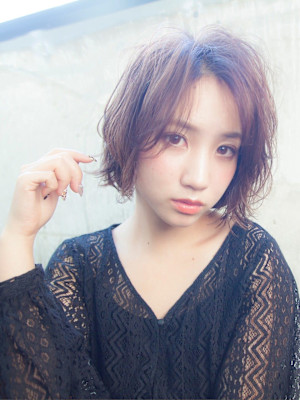 重軽×イルミナカラー×ヘルシーレイヤー×丸みショートボブ