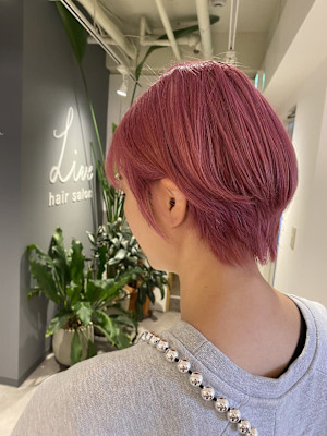 春のビビットピンク　［久米川美容室］