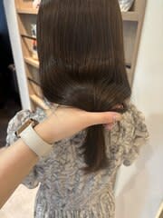 【担当きょうこ】髪質改善ストレート×うる艶シアベージュ
