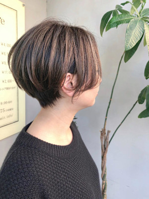 バレイヤージュショートボブ