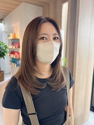 レイヤーカットベージュカラー