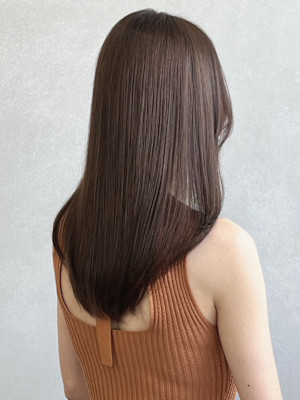 透明感カラーチョコレートブラウン＊ふんわりストレートヘア