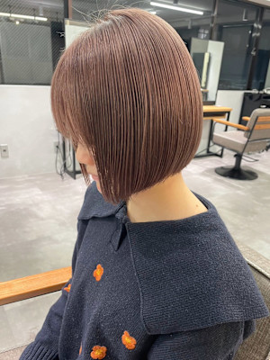 透明感ハイトーンカラーピンクベージュ＊大人かわいいミニボブ