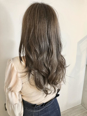 アッシュベージュ