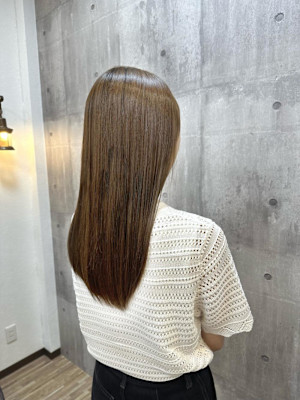 ベージュカラー