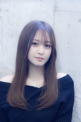 エアリーロング＋顔周りレイヤー＋美髪