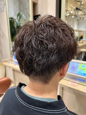 波巻きスパイラルパーマメンズマッシュツイストスパイラルパーマ