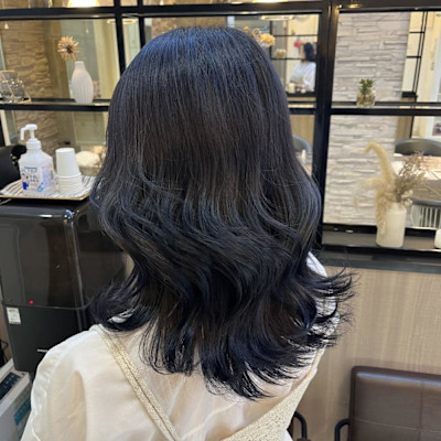 ブルーブラック