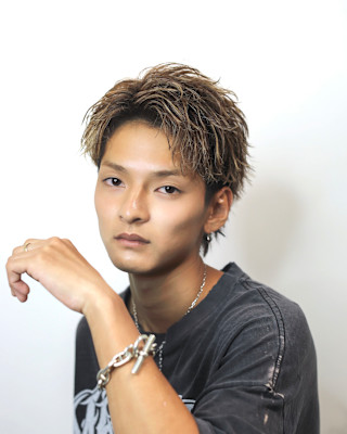 アップバングショート