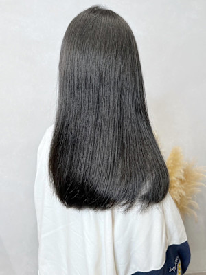 艶髪透明感カラーアッシュブラック＊ストレートロングヘア