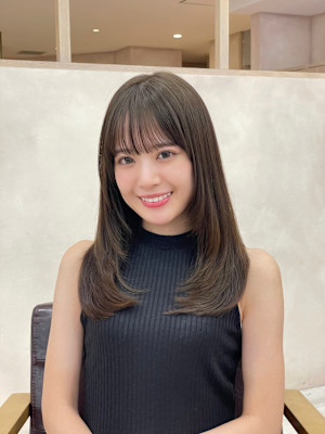 大人ガーリー透明感くすみカラーオリーブベージュ