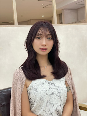 ブリーチなしカラー　艶感　ピンクベージュカラー　くびれミディ