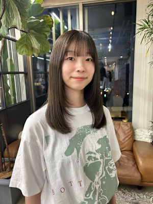 オリーブカラー