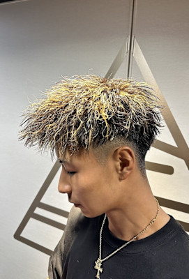 【刈り上げツイストスパイラルパーマ】メンズショートヘア