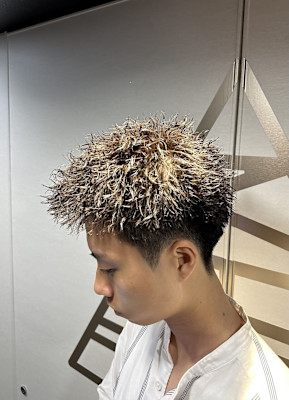 【今流行りのスパイキーショート】ツイストパーマ/メンズヘア