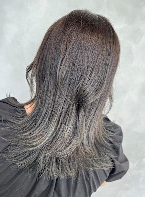 アッシュグレージュ/グラデーションカラー