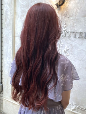 チェリーブロッサム　顔周りレイヤー　巻き髪ロングヘア