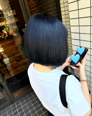 ブルーブラック×ミニボブ