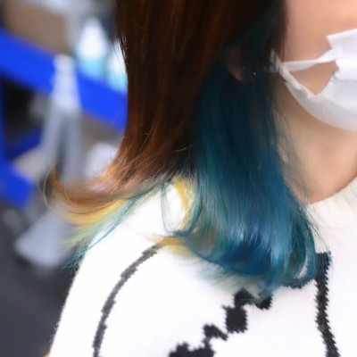 ターコイズインナーカラー