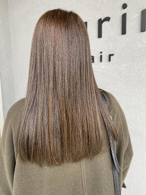 シンプルブラウンカラー