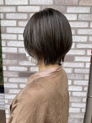 スッキリショートボブ