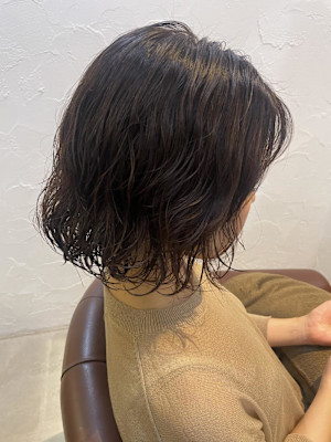 ふんわり束感ボブパーマ