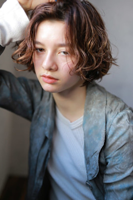 ウェーブボブ／ウェットボブ