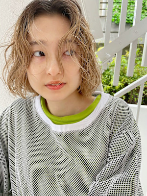 【beige】オンブレカラー_ボブ_センターパート