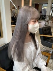 ブリーチあり　シルバーカラー