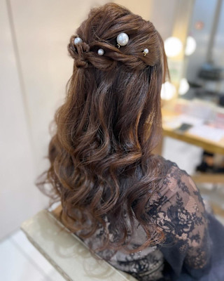 ［chii］お呼ばれヘア/ヘアアレンジ/ハーフアップ