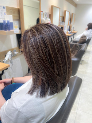 白髪ぼかし　脱白髪染め　【藤沢　藤沢駅】