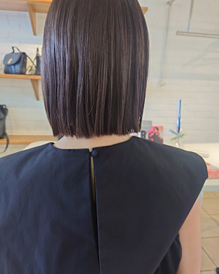 切りっぱなしボブ