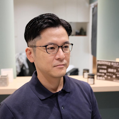 ツーブロックサイドパートスタイル