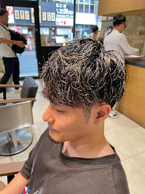 メンズショートパーマスタイル