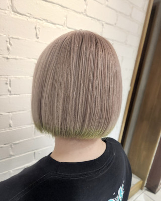 裾カラーグリーンミルクティーボブ