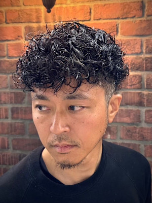 ヒロ銀座/理容室/床屋/メンズカット/パーマ/メンズ特化