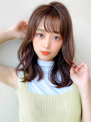 30代/40代/小顔ヘア/前髪/こなれミディ