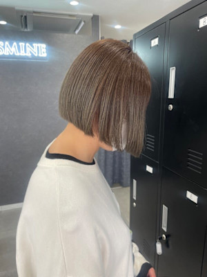 切りっぱなしボブ×フォギーアッシュ