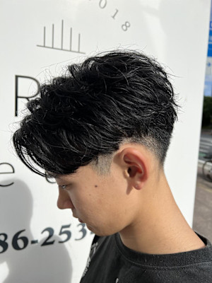 センターパート×ショート