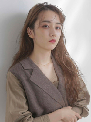 ナチュラルベージュ