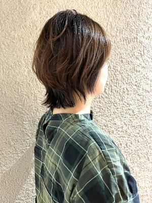 伸ばしかけOKくびれウルフショート