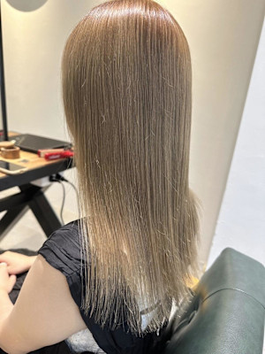 ミルクティベージュ/10代20代/姪浜